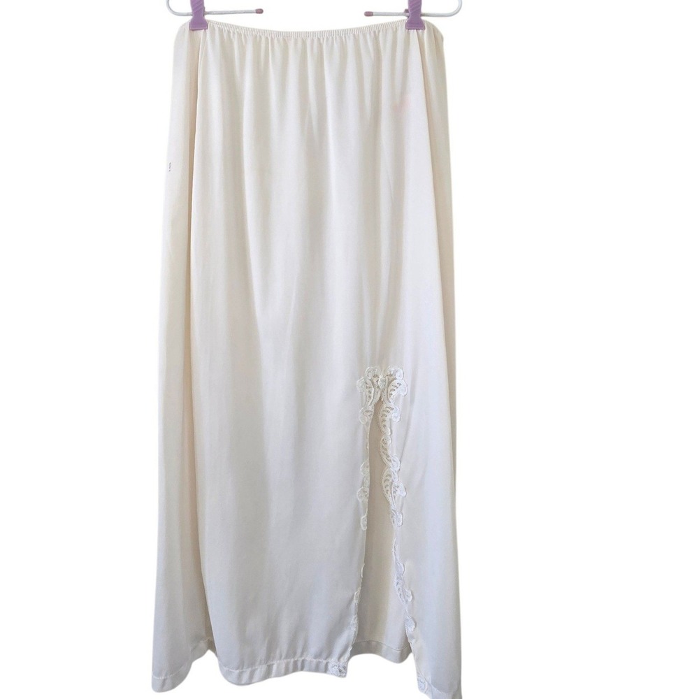 Vintage Sears Doesn't Slip White Nylon Half Slip Lace Slit Lingerie 26-32 Waist